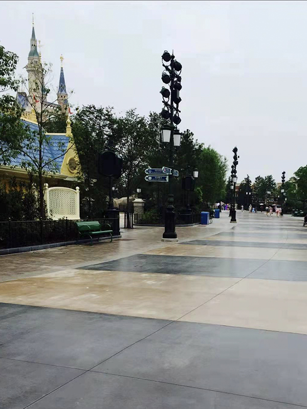 礫石聚合物路面